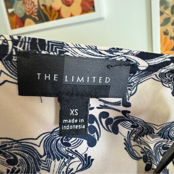 The Limited | floral pattern blouse | XS - Picture 4 of 4